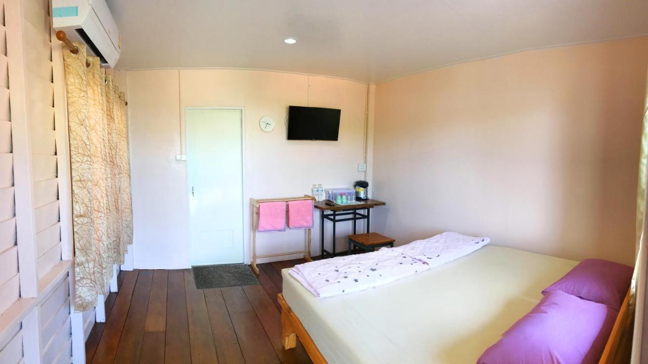 ครูหนูบ้านพัก แหลมงอบ Krunou Baanpak Trat Exterior photo